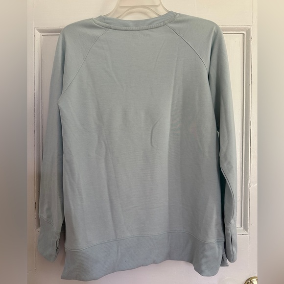 Olivia Parker Large Light Blue Sweater - Picture 2 of 3